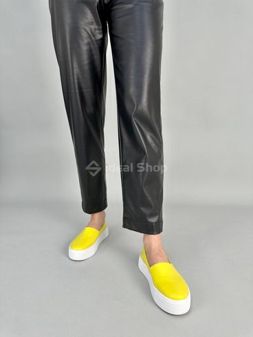 Фото Слипоны женские кожаные лимонного цвета 9907-1/40 5