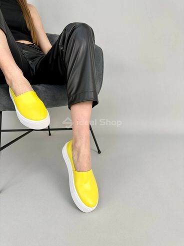 Фото Слипоны женские кожаные лимонного цвета 9907-1/40 8