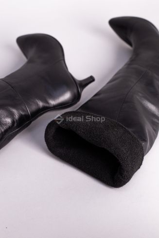 Фото Сапоги-трубы женские кожаные черные на небольшом каблуке зимние 8502е/38 9