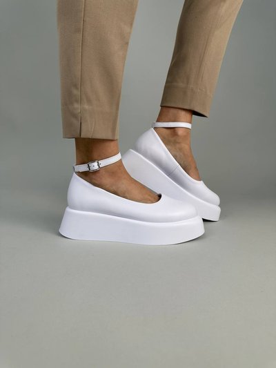 Białe skórzane buty damskie na platformie 40 (25.5 cm)