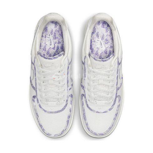 Жіночі кросівки WMNS NIKE AIR FORCE 1 LOW DV6136-100 - 40.5