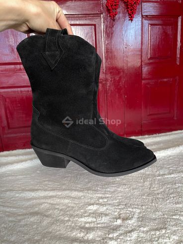 Фото Ботинки ковбойки женские замшевые черного цвета на черной подошве демисезоные 9414д/36 12
