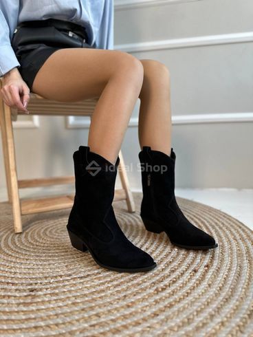 Фото Ботинки ковбойки женские замшевые черного цвета на черной подошве демисезоные 9414д/36 2