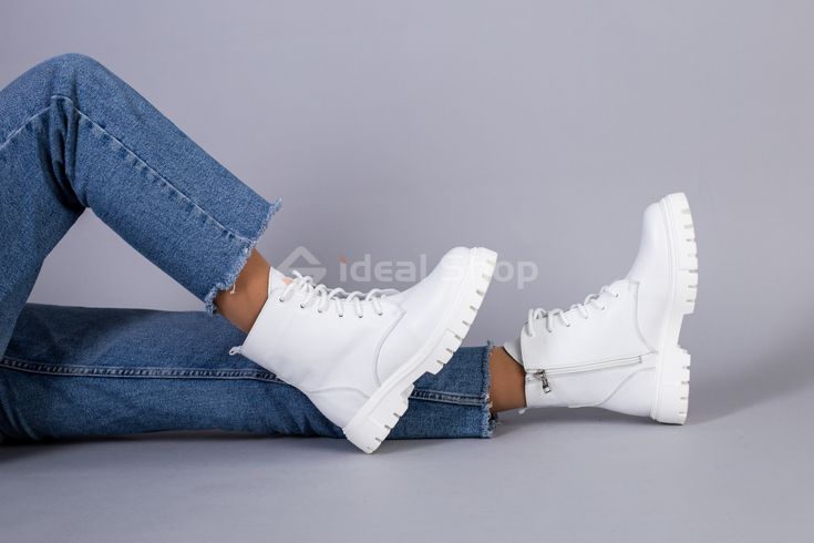 Фото Черевики жіночі шкіряні білі, на шнурках і з замком, на байці 6701д/36 7