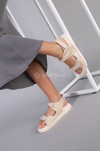 Foto Skórzane sandały damskie jasnobeżowe z zapięciem na rzepy 7301-2/36 4