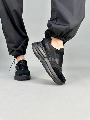 Кросівки жіночі з нейлону чорного кольору зі вставками шкіри та замші 37 (23,5 см)