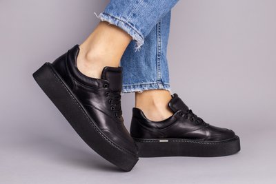 Czarne skórzane sneakersy damskie na czarnej podeszwie 36 (23,5 cm)
