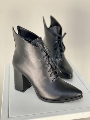 Фото Ботильоны женские кожаные черные на каблуке со шнуровкой демисезонные 9939д/37 6