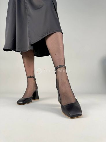 Туфлі жіночі шкіряні чорні на підборах