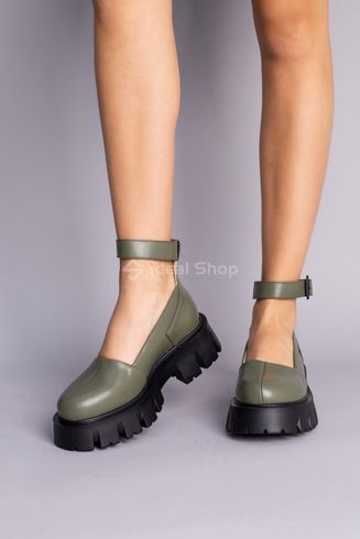 Туфлі жіночі шкіряні кольору хакі на масивній підошві 35 (23,5 см)