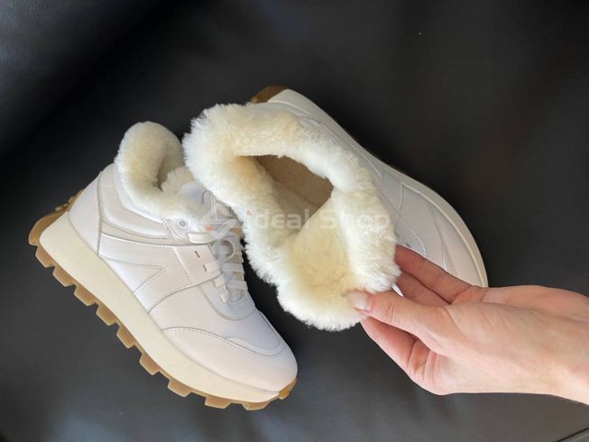 Кросівки жіночі шкіряні білі зимові