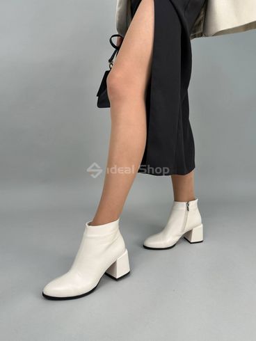 Фото Ботильоны женские кожаные кремовые на каблуках демисезонные 2706д/37 4