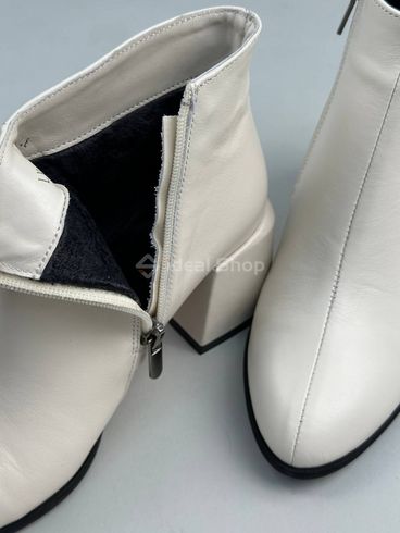 Фото Ботильоны женские кожаные кремовые на каблуках демисезонные 2706д/37 12