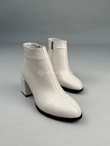 Фото Ботильоны женские кожаные кремовые на каблуках демисезонные 2706д/37 10