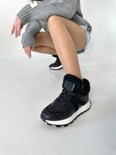 Кросівки жіночі шкіряні чорні зі вставками замші зимові 36 (23,5 см)