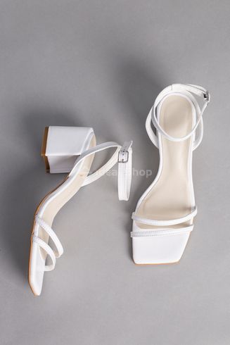 Foto Skórzane sandały damskie białe ze stabilnym obcasem 9401-1/36 8