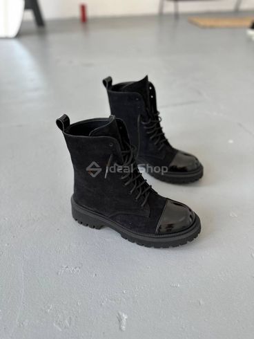 Фото Ботинки женские замшевые черного цвета с лаковым носком демисезонные 5514-3д/36 10