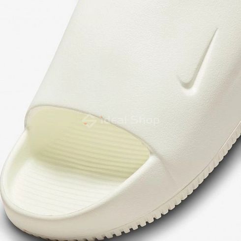 Фото Женские шлепанцы W NIKE CALM SLIDE DX4816-100 196607813973 4