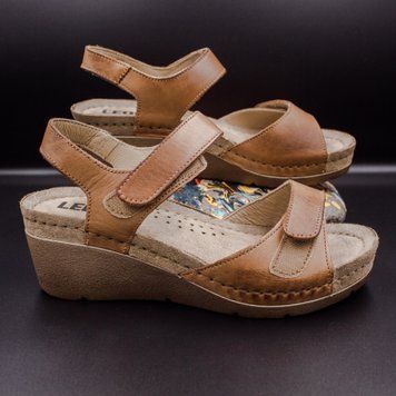 Фото Босоніжки жіночі шкіряні Leon 1041, коричневі 1041-brown-38 1