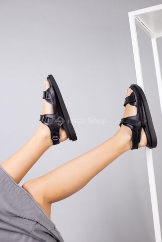 Foto Skórzane sandały damskie czarne z rzepem 7301/36 5