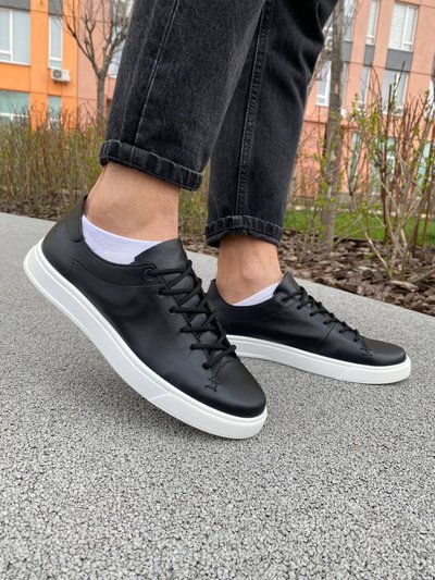 Męskie skórzane sneakersy w kolorze czarnym 44 (29 cm)