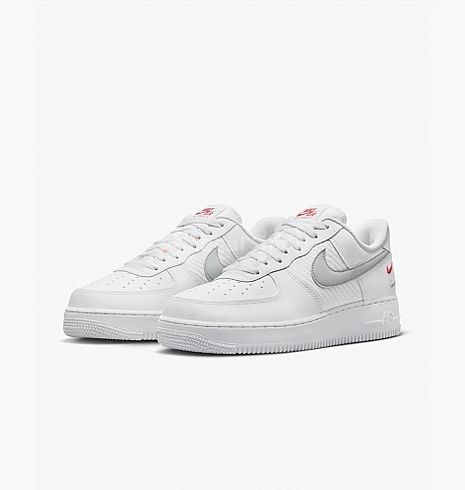 Чоловічі кросівки NIKE AIR FORCE 1 07 FD0666-100 - 40