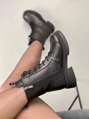 Фото Ботинки женские кожаные черного цвета зимние 3304з/36 12