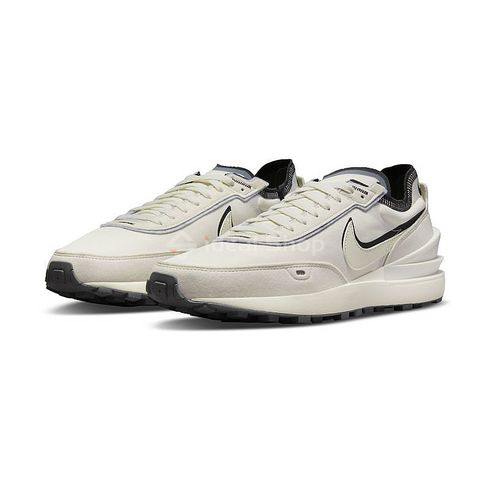 Мужские кроссовки NIKE WAFFLE ONE SE DO9782-001 - 40.5