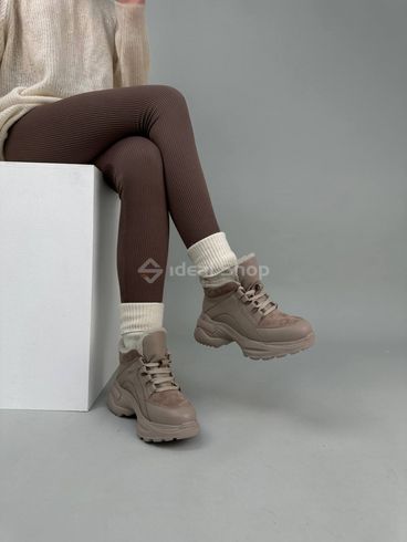 Кросівки жіночі шкіра флотар кольору лате зі вставками замші зимові
