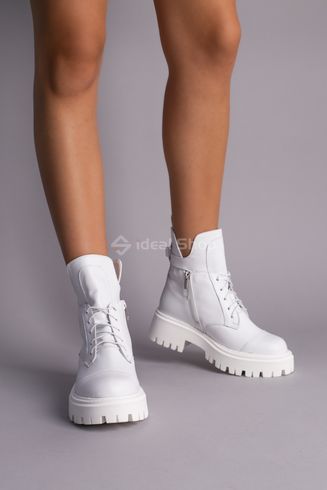 Фото Ботинки женские кожаные белого цвета на байке 5583-4д/35 4