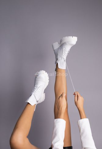 Фото Ботинки женские кожаные белого цвета на байке 5583-4д/35 6