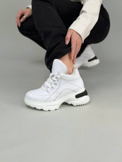 Кросівки жіночі шкіряні білого кольору зимові 38 (24.5 см)