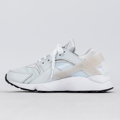 Damskie trampki W NIKE AIR HUARACHE DR5726-001 - 40