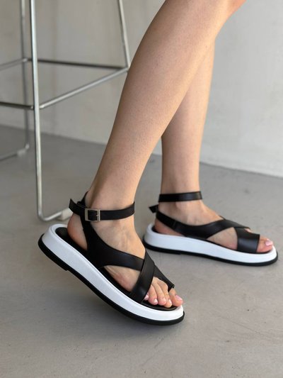 Foto Czarne skórzane sandały damskie na białej podeszwie 8514/36 1