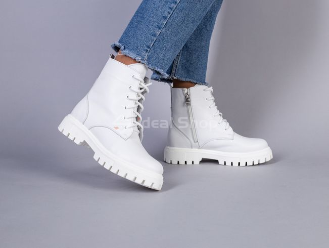 Foto Białe skórzane buty damskie ze sznurowadłami i zamkiem, na koturnie 6701ц/41 1