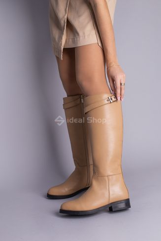 Фото Сапоги женские кожаные песочного цвета с ремешком, без каблука, зимние 9501-1е/36 2