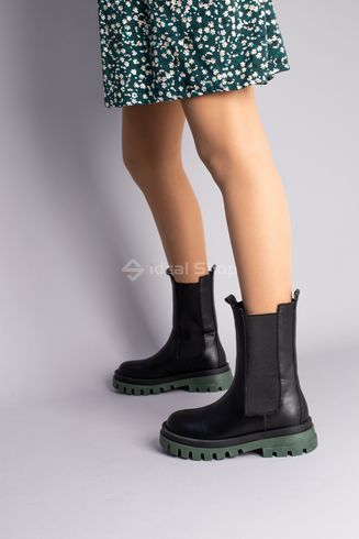 Фото Ботинки женские кожаные черные на резинках с зеленой подошвой зимние 8601з/36 2