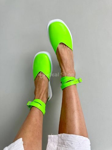 Foto Damskie skórzane sandały w kolorze jasnozielonym 8516-1/36 9