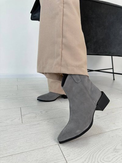 Фото Ботинки ковбойки женские замшевые серого цвета на каблуке демисезонные 5515-6д/40 1